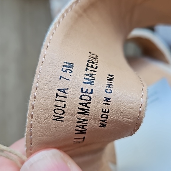 Joie Natural Beige Gold Shimmer Linen Strappy Slip On Nolita Sandals 7.5 NWT - Picture 6 of 7